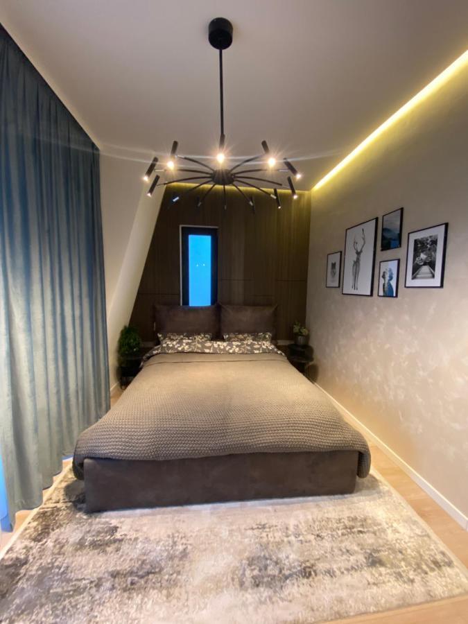 Aparthotel Art'Penthouse Braşov Esterno foto